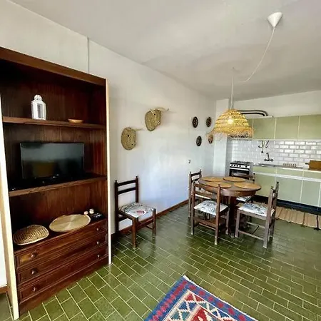 Apartamento A 2 Minutos A Pe Da Praia Quarteira