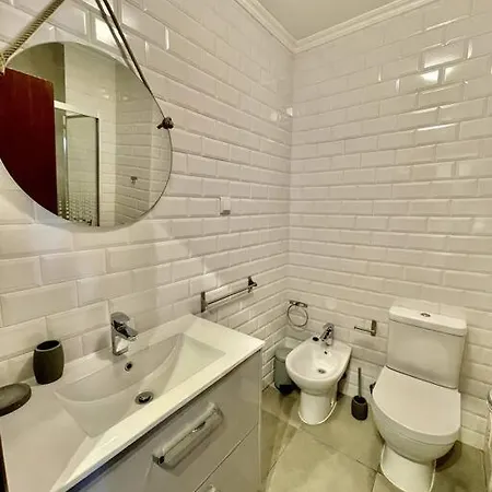 Apartamento A 2 Minutos A Pe Da Praia Appartement Quarteira